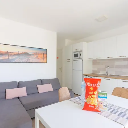 Apartment Celeste Mar Pool View Wifi By Irent Fuerteventura Corralejo